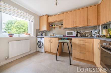 Stirling Road, Carbrooke, Image 4
