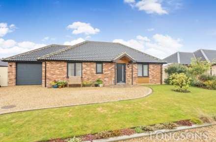 2 Bedroom Detached Bungalow, Landing Light Way, Watton