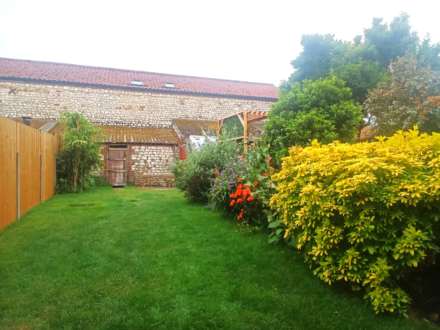 West End, Northwold, Image 16