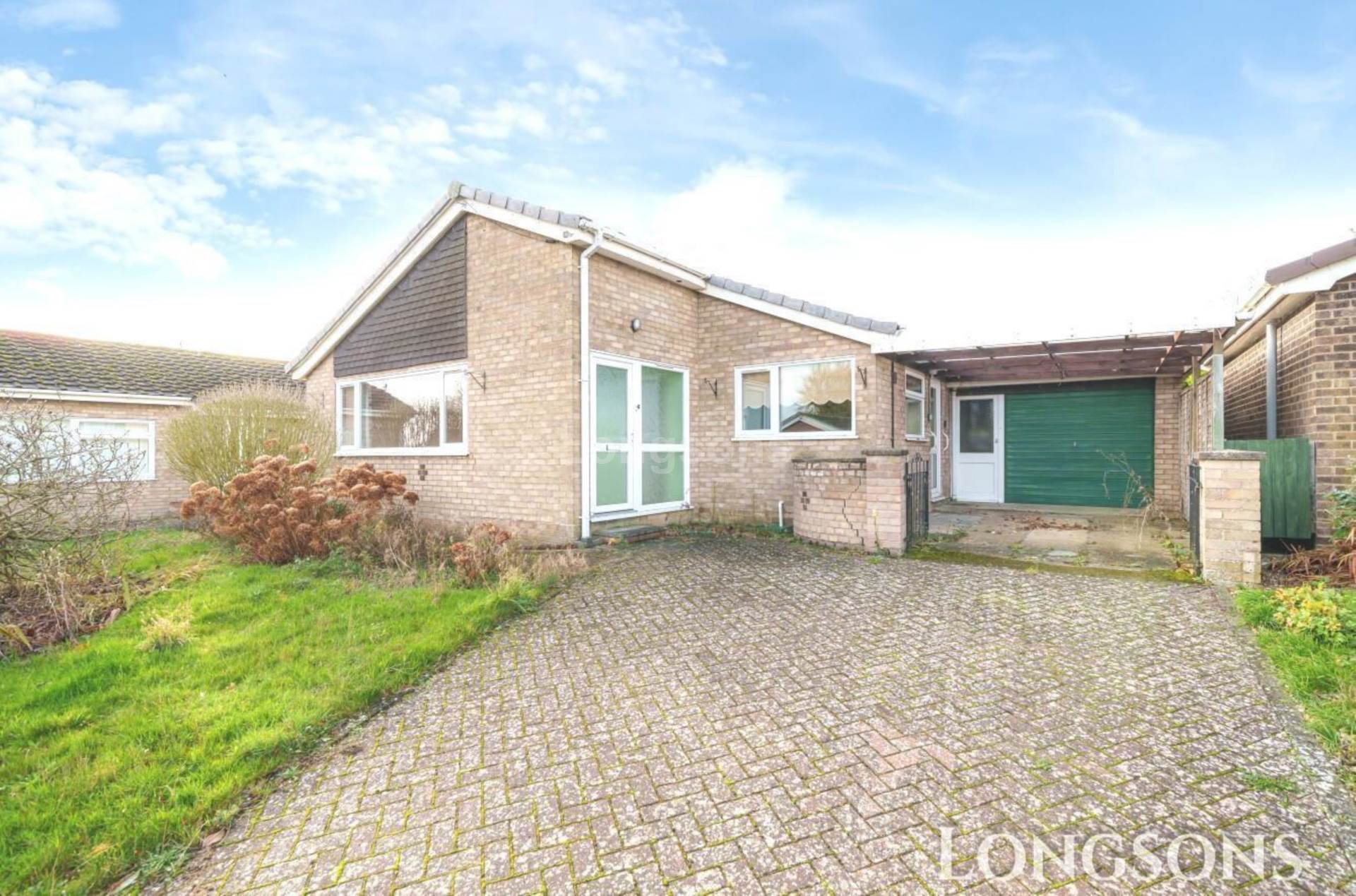 Newfields, Sporle, Image 1