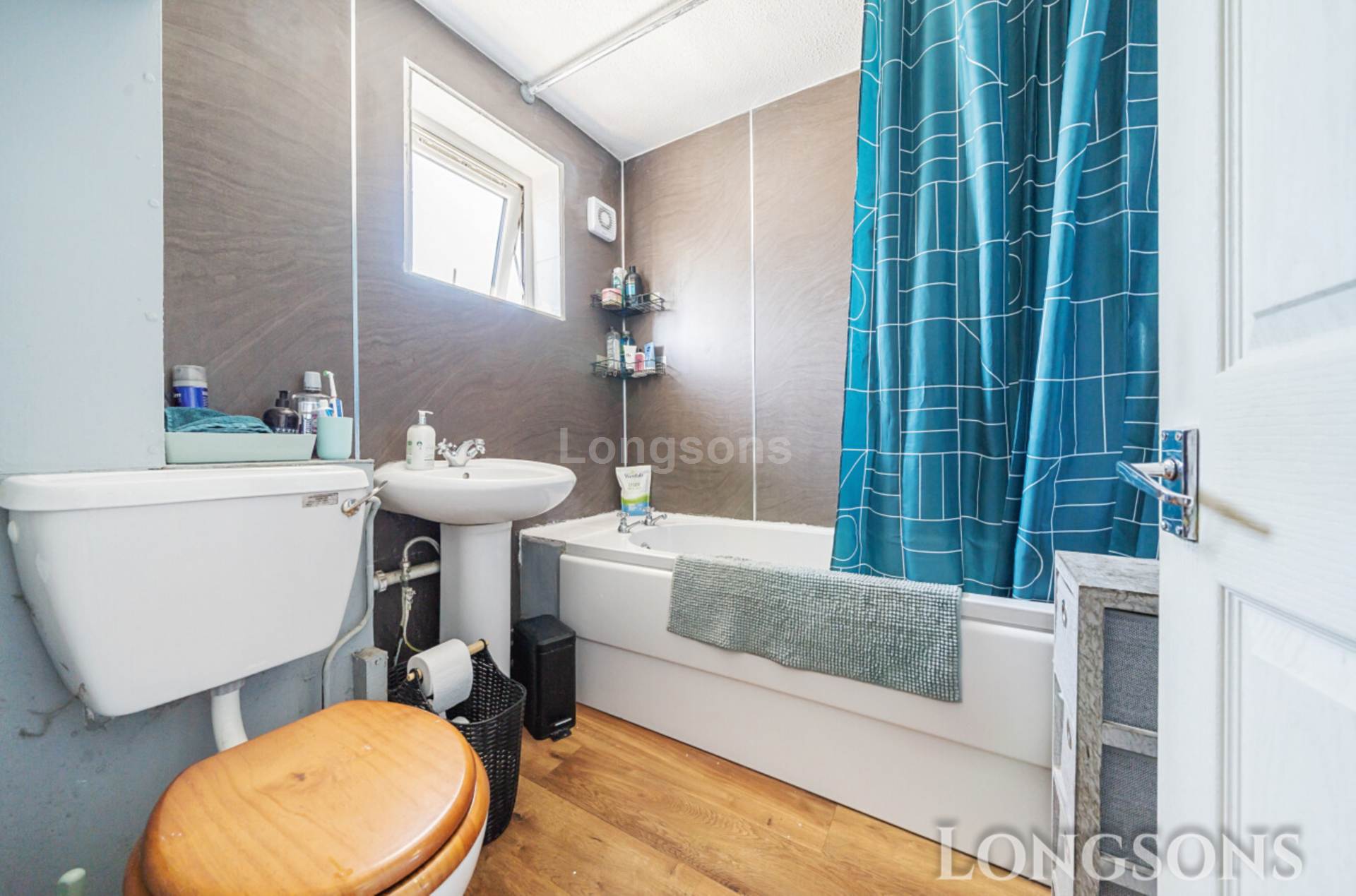 Akoriti Square, Watton, Image 9