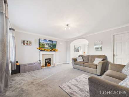 Woodpecker Drive, Watton, Image 2