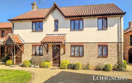 2 Bedroom Flat, Hollywell Gardens, Swaffham