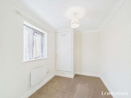 Hollywell Gardens, Swaffham, Image 6