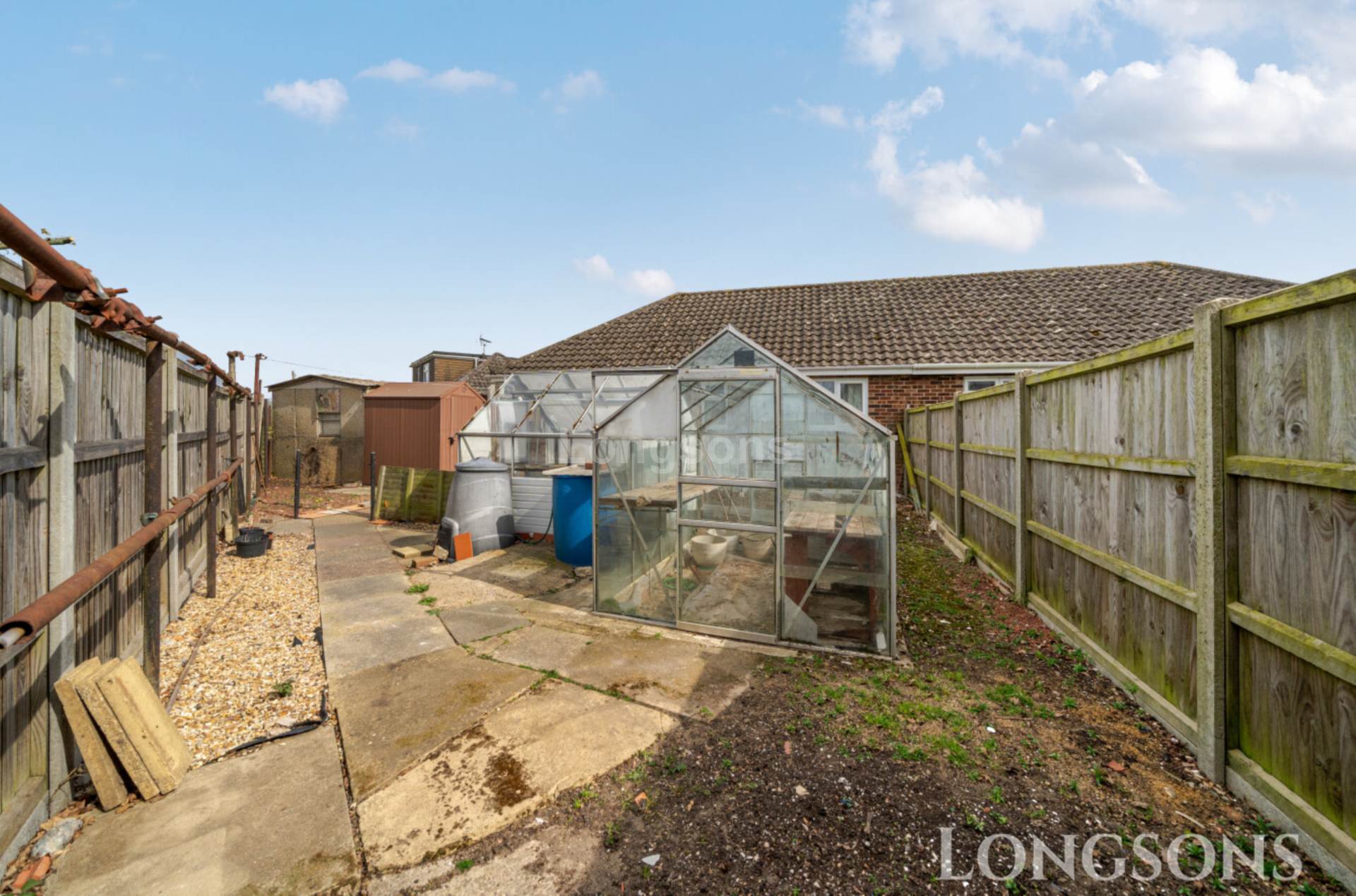 The Oval, Saham Toney, Image 11