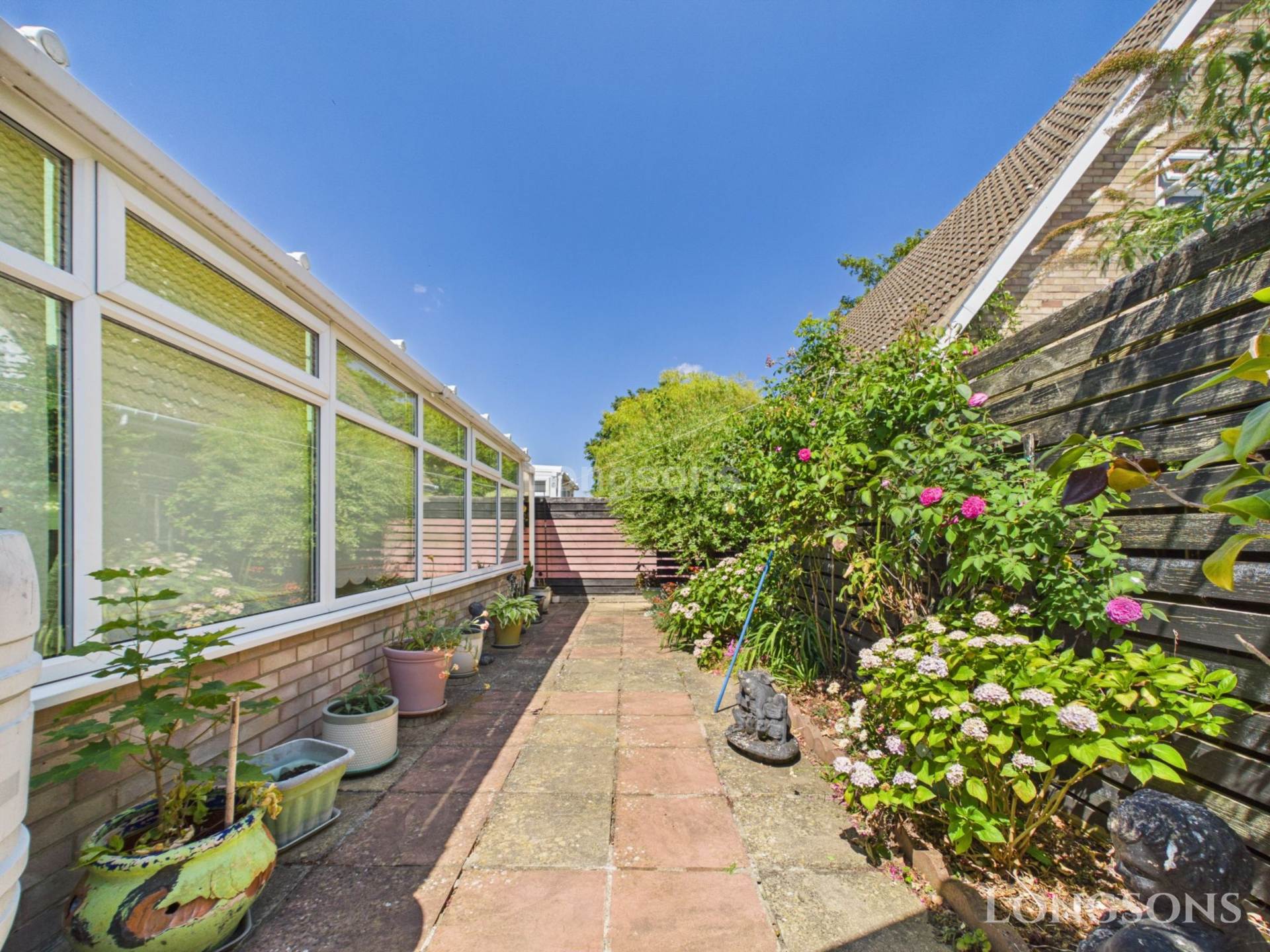 Vicarage Walk, Watton, Image 13