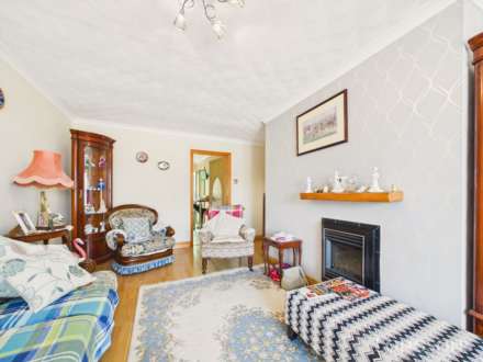 Vicarage Walk, Watton, Image 3