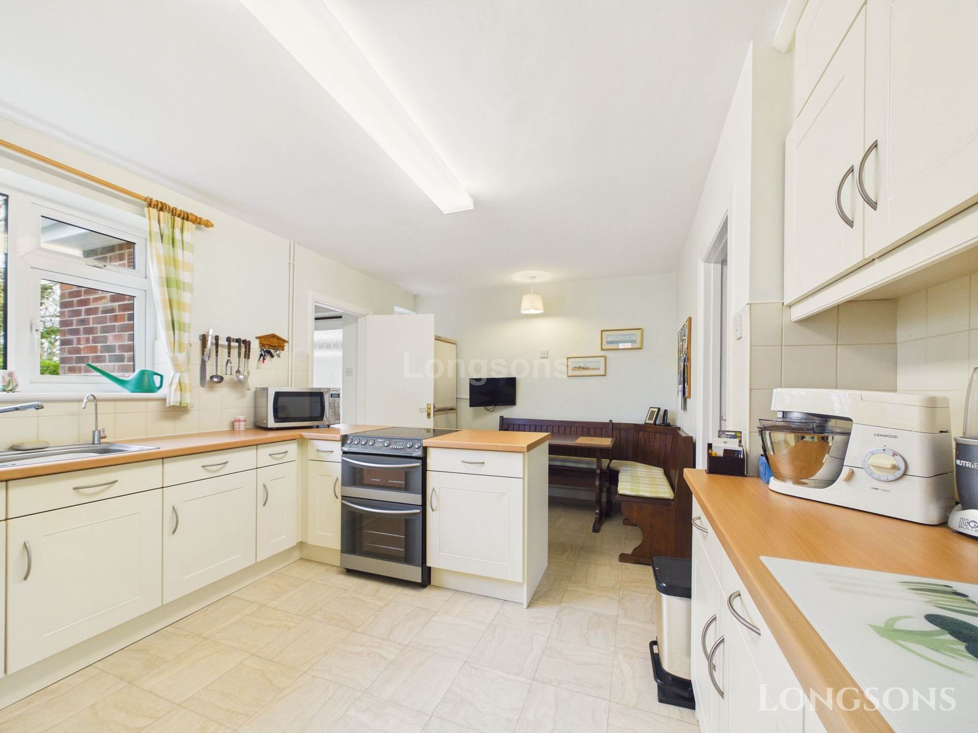 Broadmoor Road, Carbrooke, Image 2