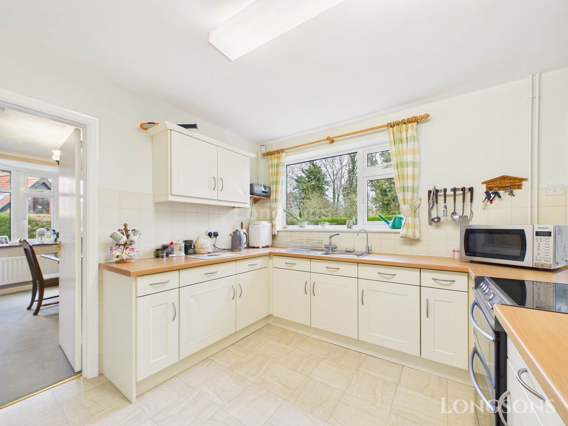 Broadmoor Road, Carbrooke, Image 4