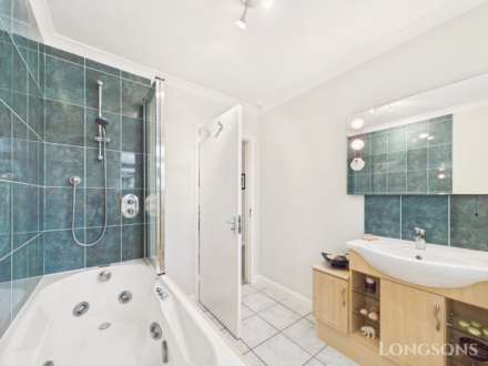 Broadmoor Road, Carbrooke, Image 12