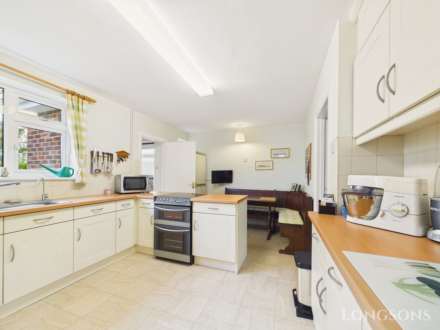 Broadmoor Road, Carbrooke, Image 2