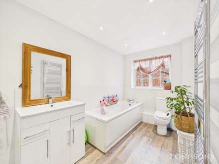 The Fairlands, Hingham, Image 20