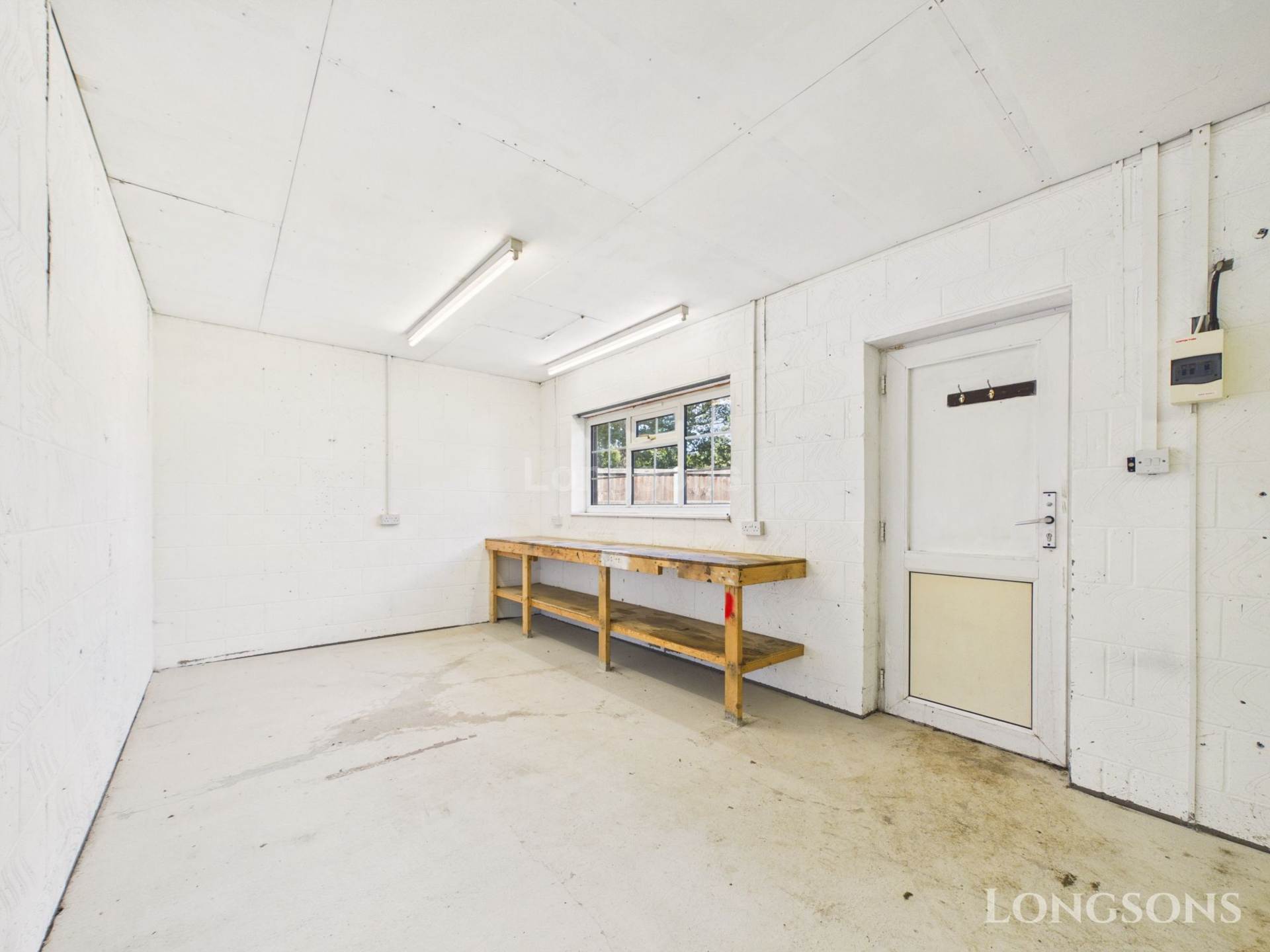 Tottington Road, Thompson, Image 18