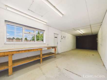 Tottington Road, Thompson, Image 16
