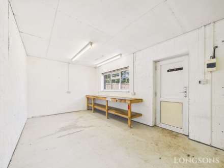 Tottington Road, Thompson, Image 18
