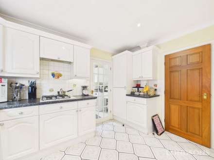 Swaffham Road, Watton, Image 4