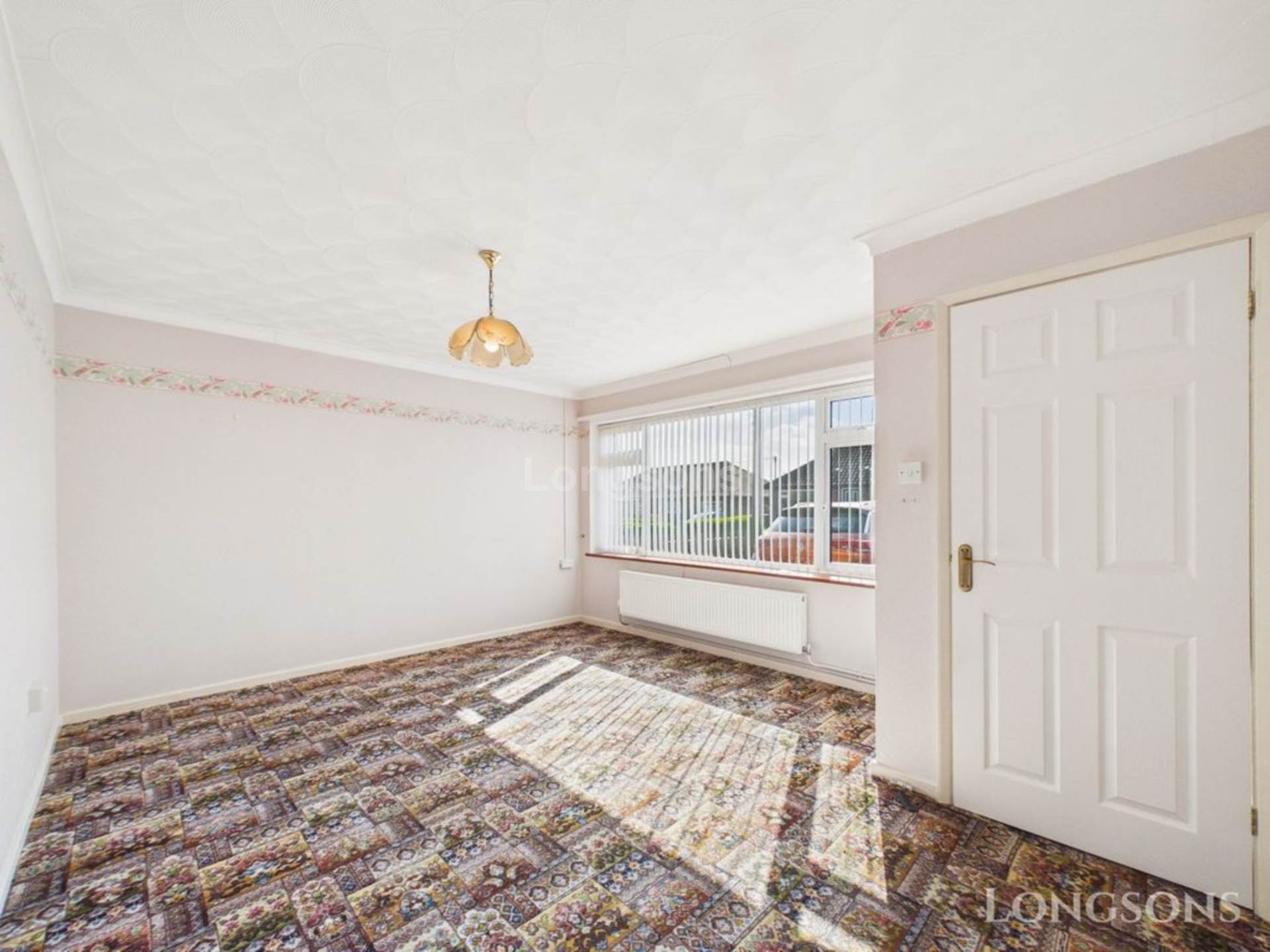 The Oval, Saham Toney, Image 3