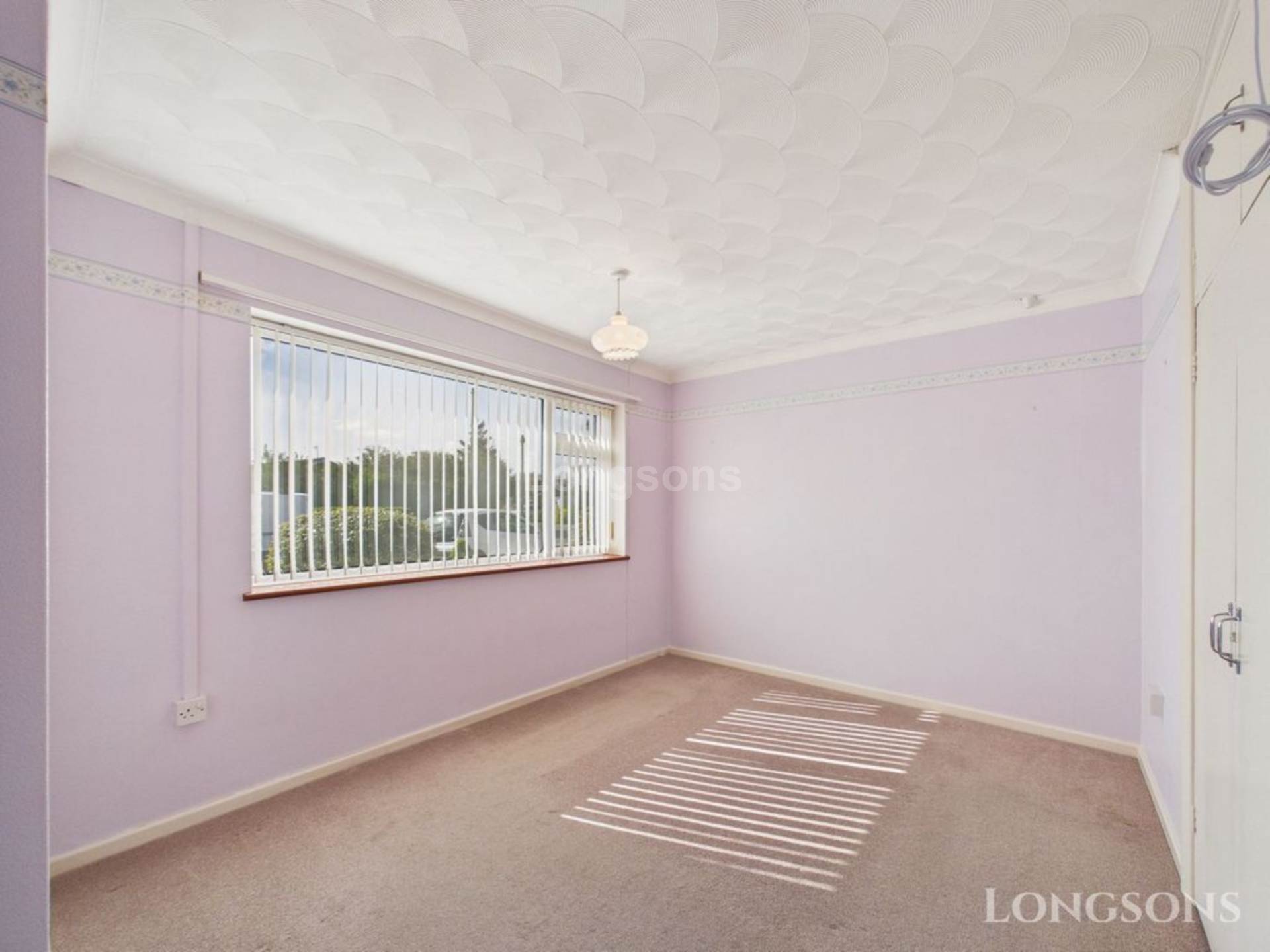 The Oval, Saham Toney, Image 6