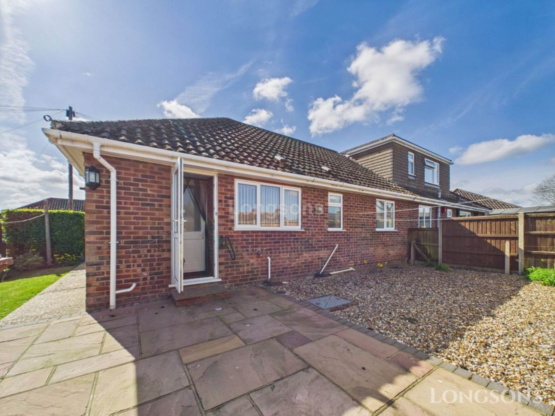 The Oval, Saham Toney, Image 9