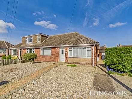 The Oval, Saham Toney