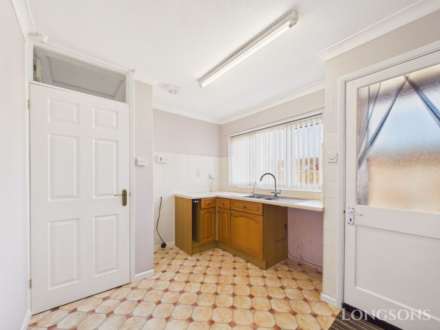 The Oval, Saham Toney, Image 5