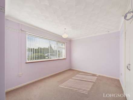 The Oval, Saham Toney, Image 6