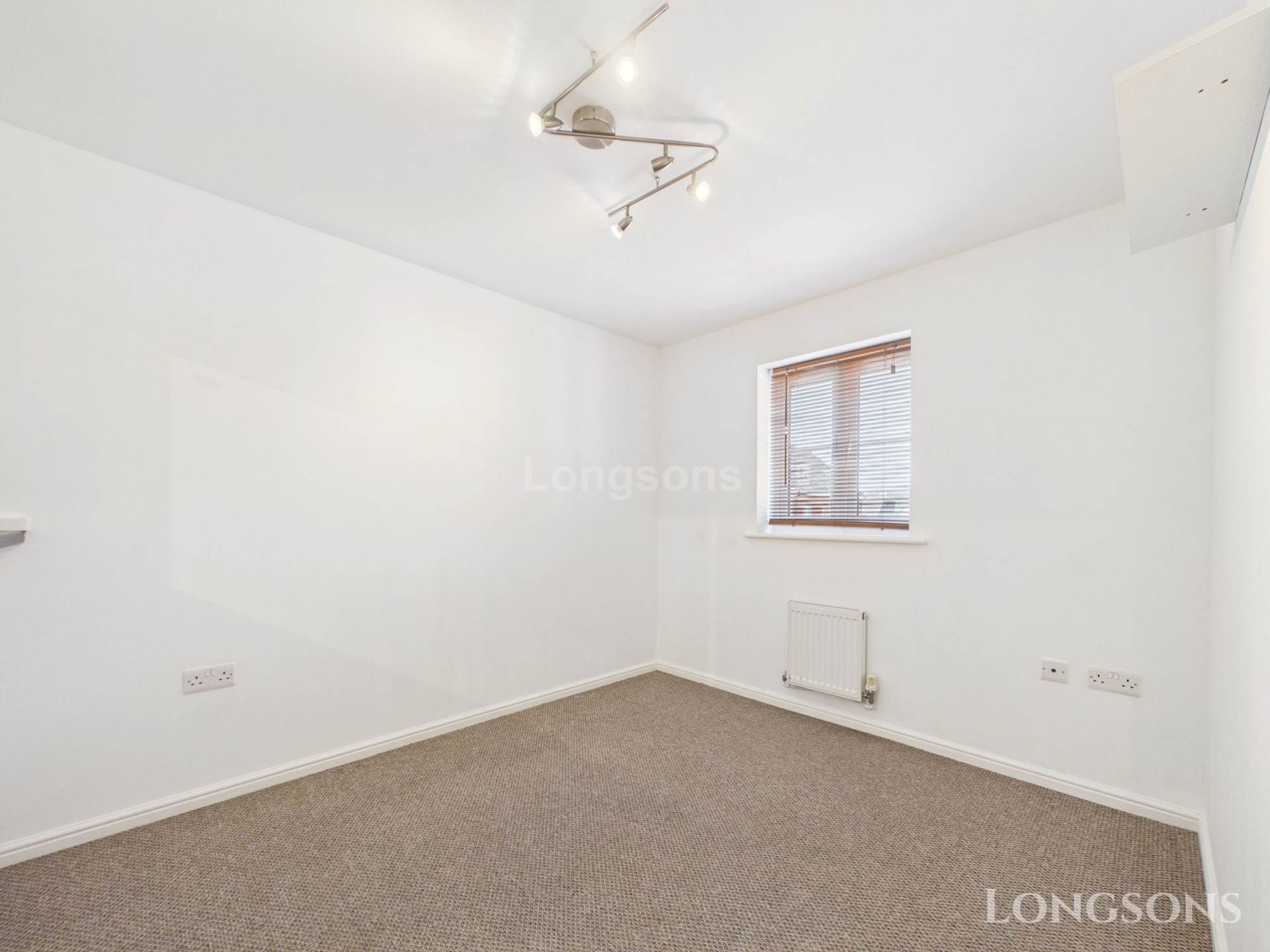 Fortress Road, Carbrooke, Image 10