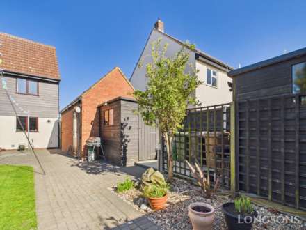 Queensway, Watton, Image 17