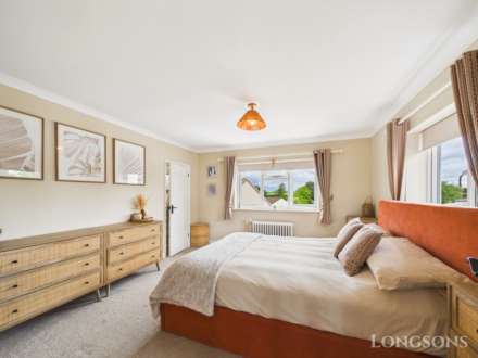 Hills Road, Saham Hills, Image 9