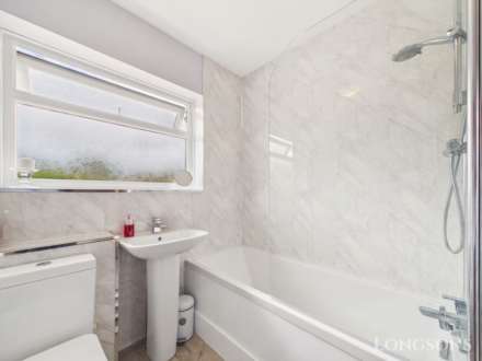 Henry Cross Close, Shipdham, Image 12