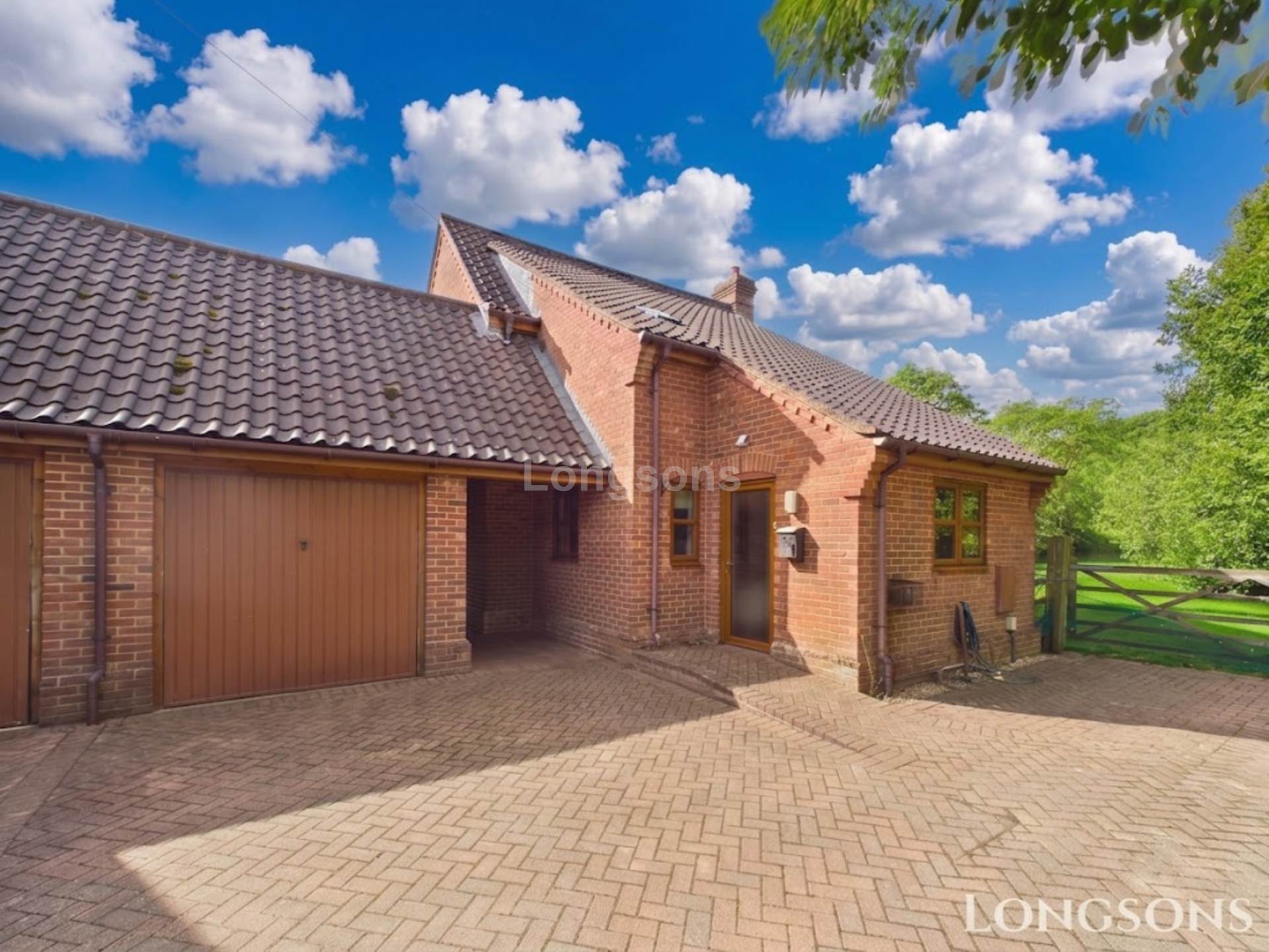Oaklands Farm Cottages, Shipdham Road, Carbrooke, Image 6