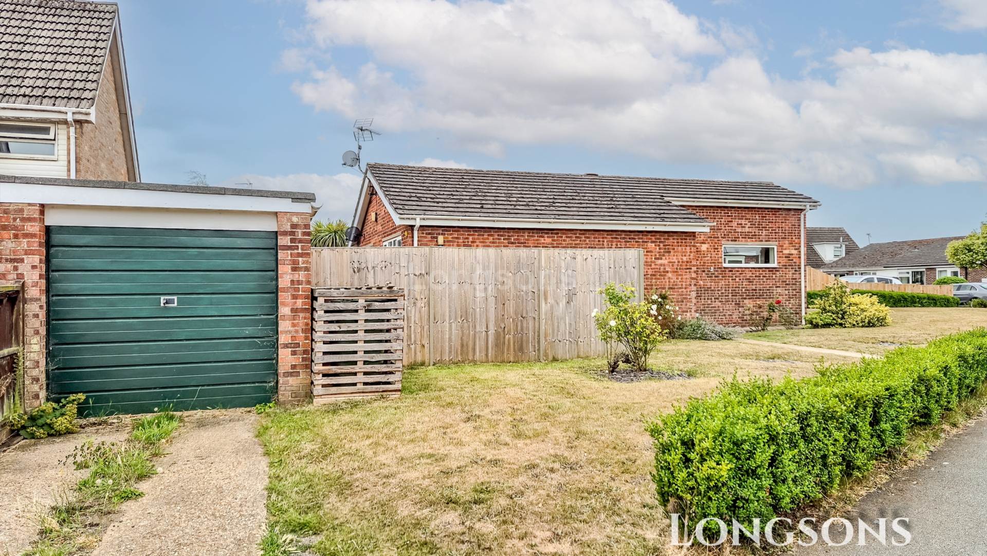 Oulton Close, Swaffham, Image 11