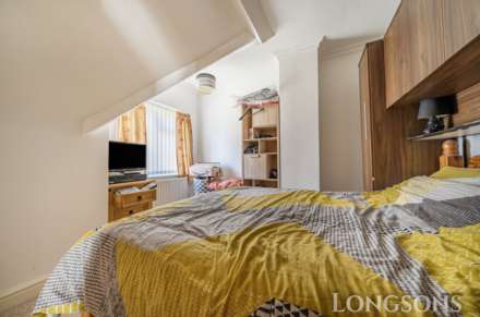 Chestnut Walk, Beachamwell, Image 12
