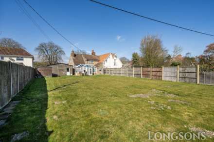 Chestnut Walk, Beachamwell, Image 19
