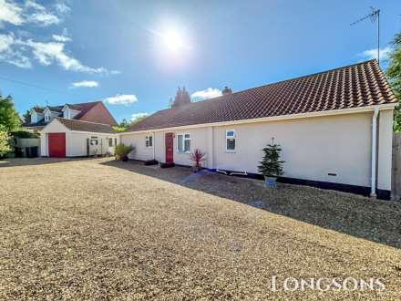 4 Bedroom Detached Bungalow, Tumbler Hill, Swaffham