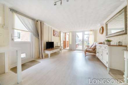 Mount Close, Swaffham, Image 7