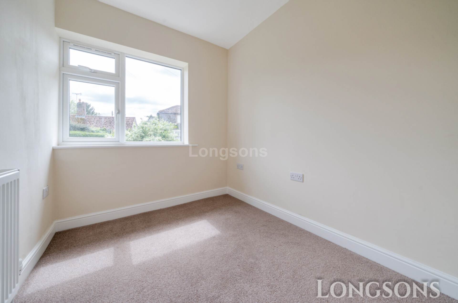 Walnut Place, Gooderstone, Image 10
