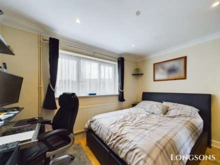 Mount Close, Swaffham, Image 6