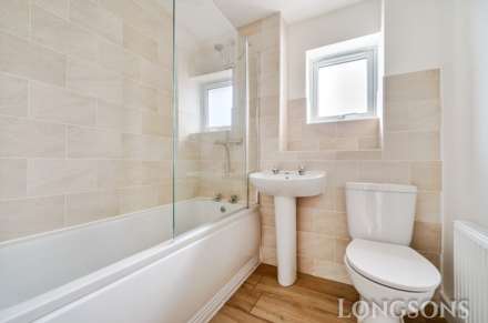 Hamilton Close, Swaffham, Image 12