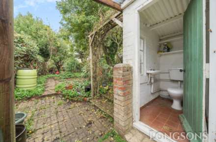 Ash Close, Swaffham, Image 18