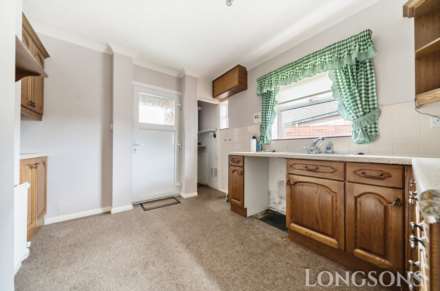 The Oval, Saham Toney, Image 3