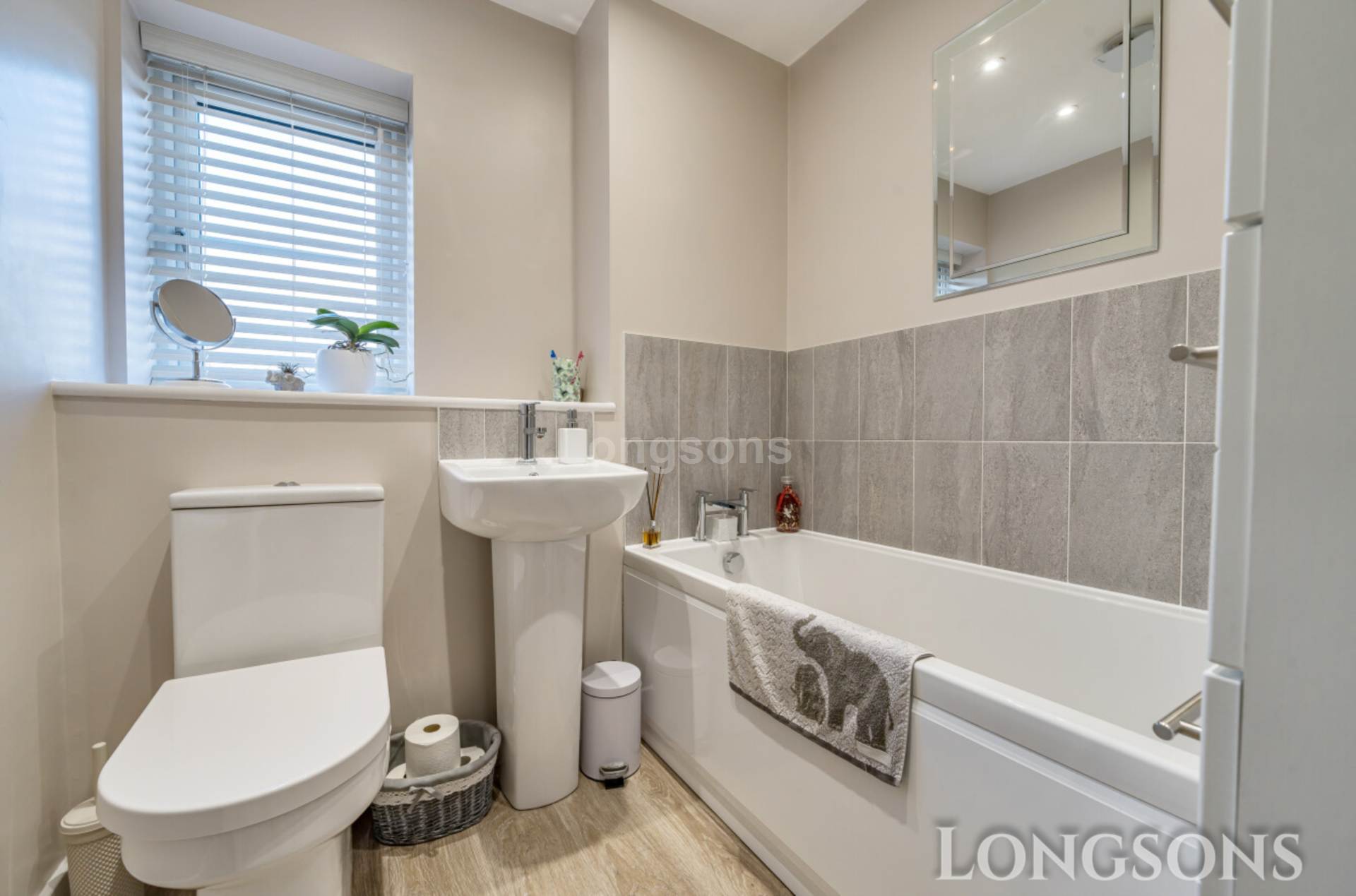 Wessex Drive, Carbrooke, Image 14
