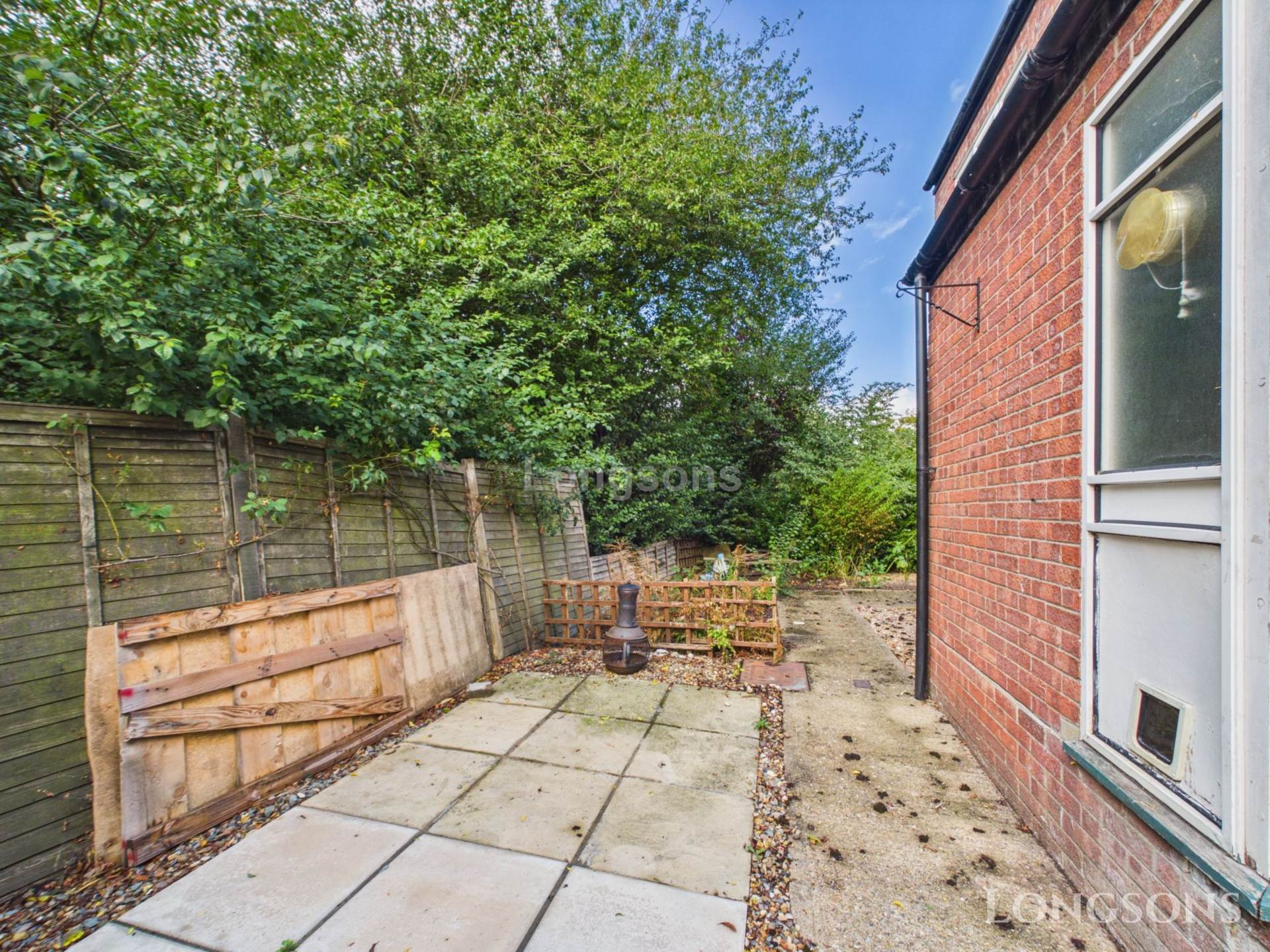 Canons Close, Toftwood, Image 9