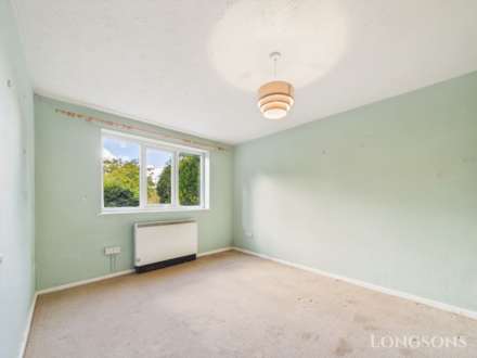 Canons Close, Toftwood, Image 4
