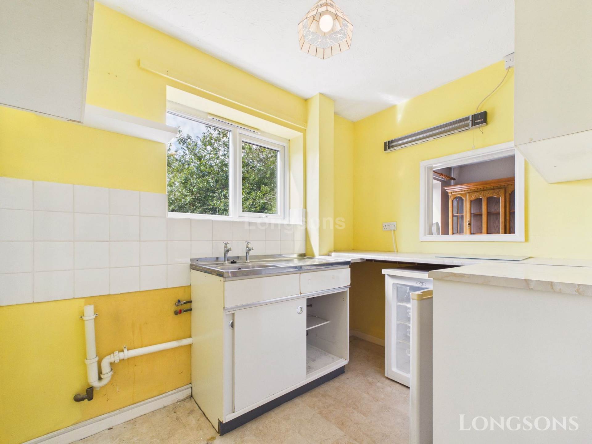 Canons Close, Toftwood, Image 5