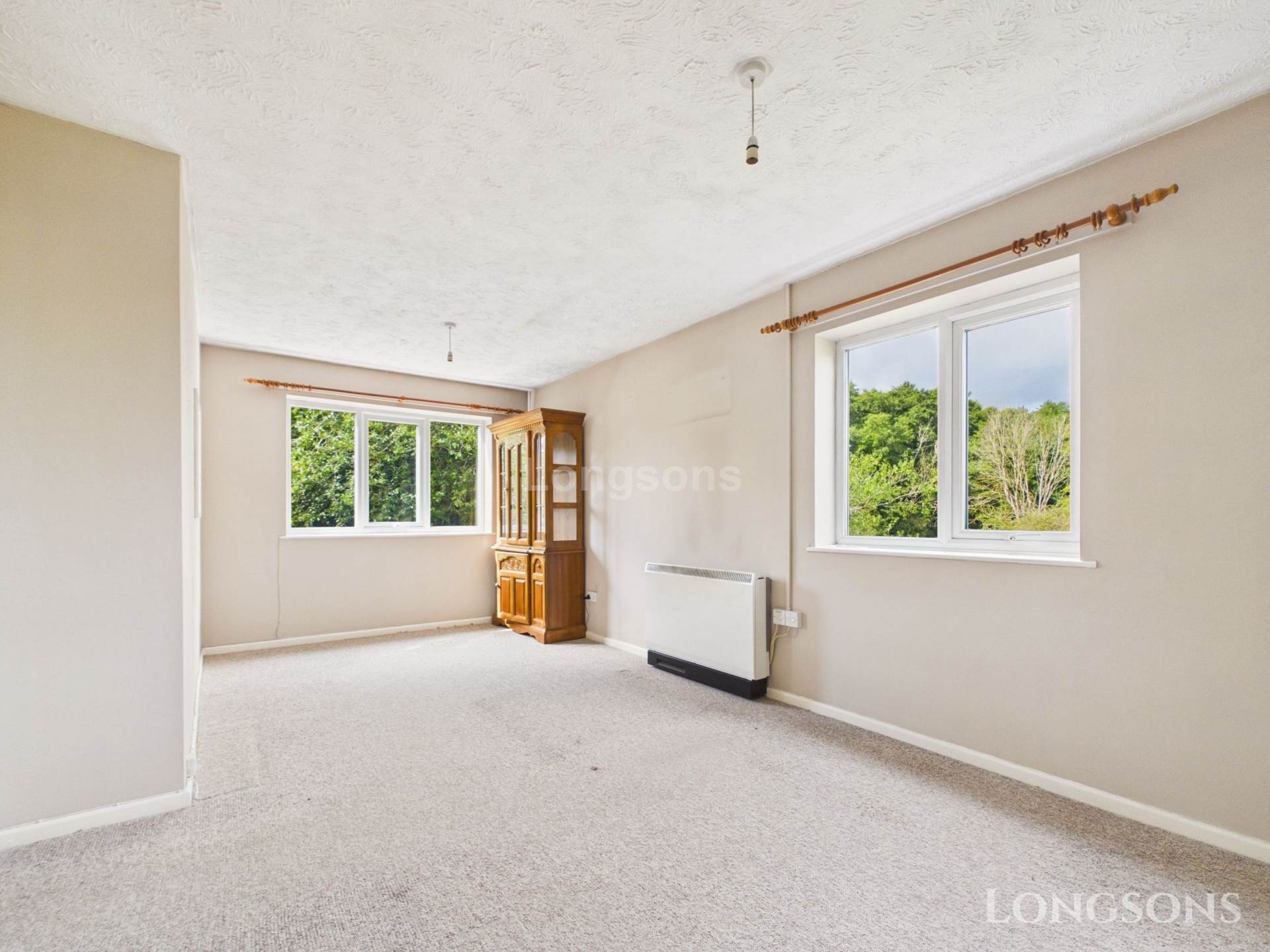 Canons Close, Toftwood, Image 6