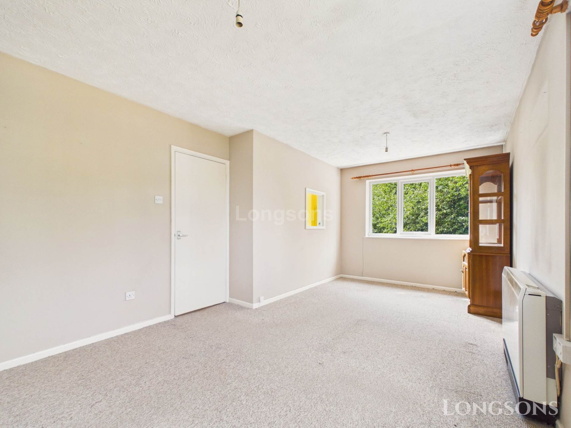 Canons Close, Toftwood, Image 7