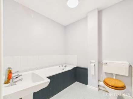 Canons Close, Toftwood, Image 4