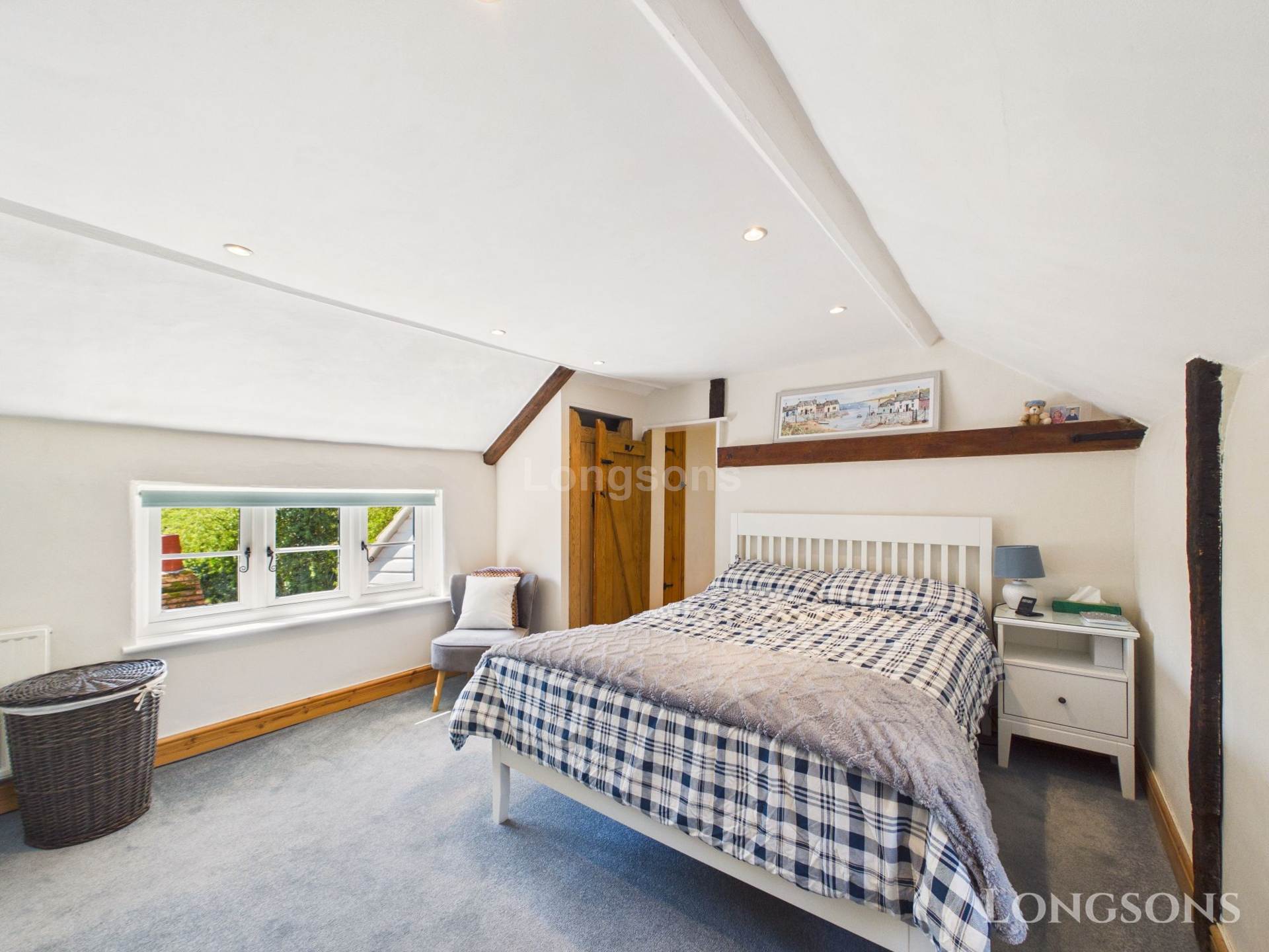 Carbrooke Road, Ovington, Image 12