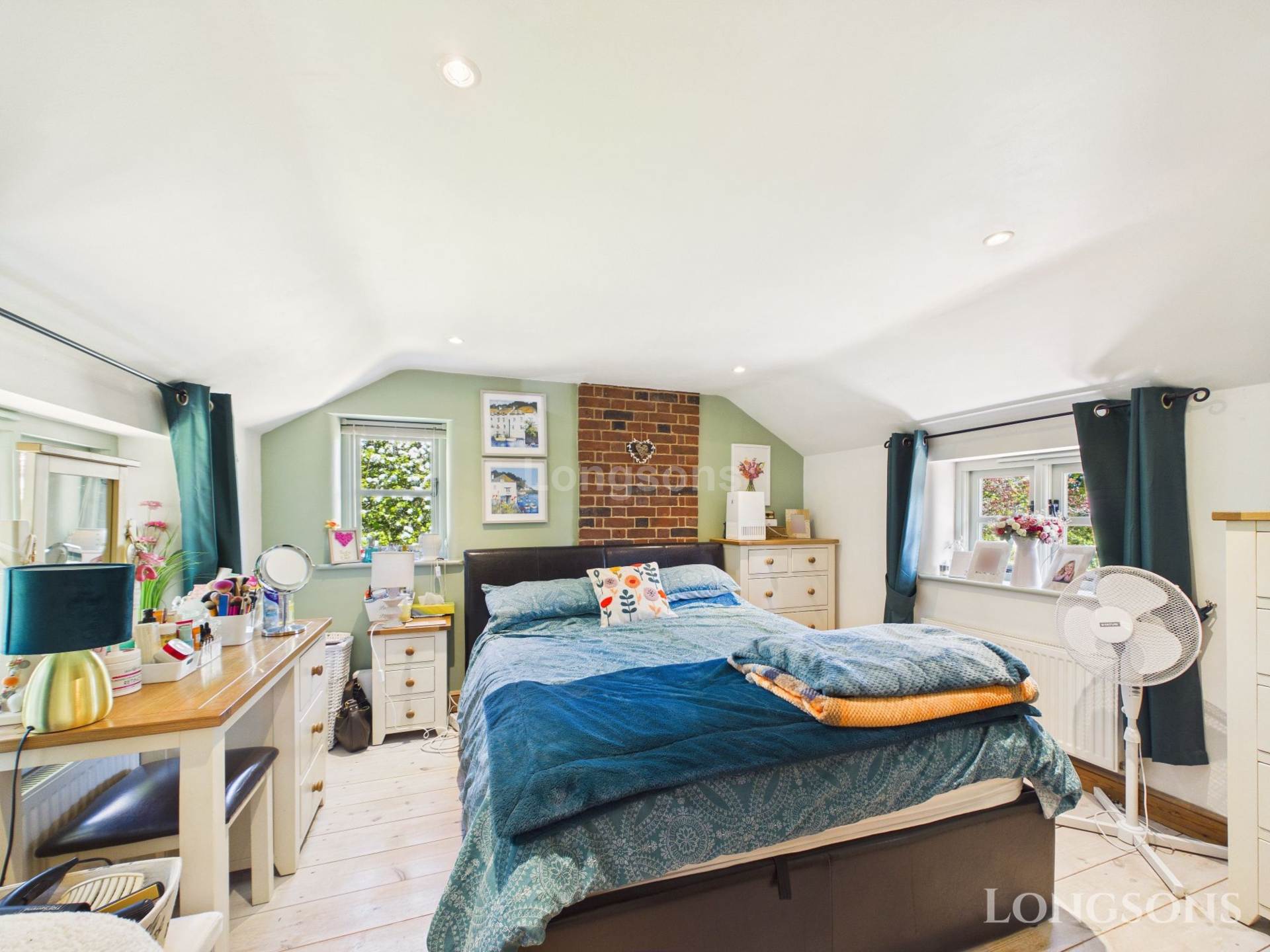 Carbrooke Road, Ovington, Image 14